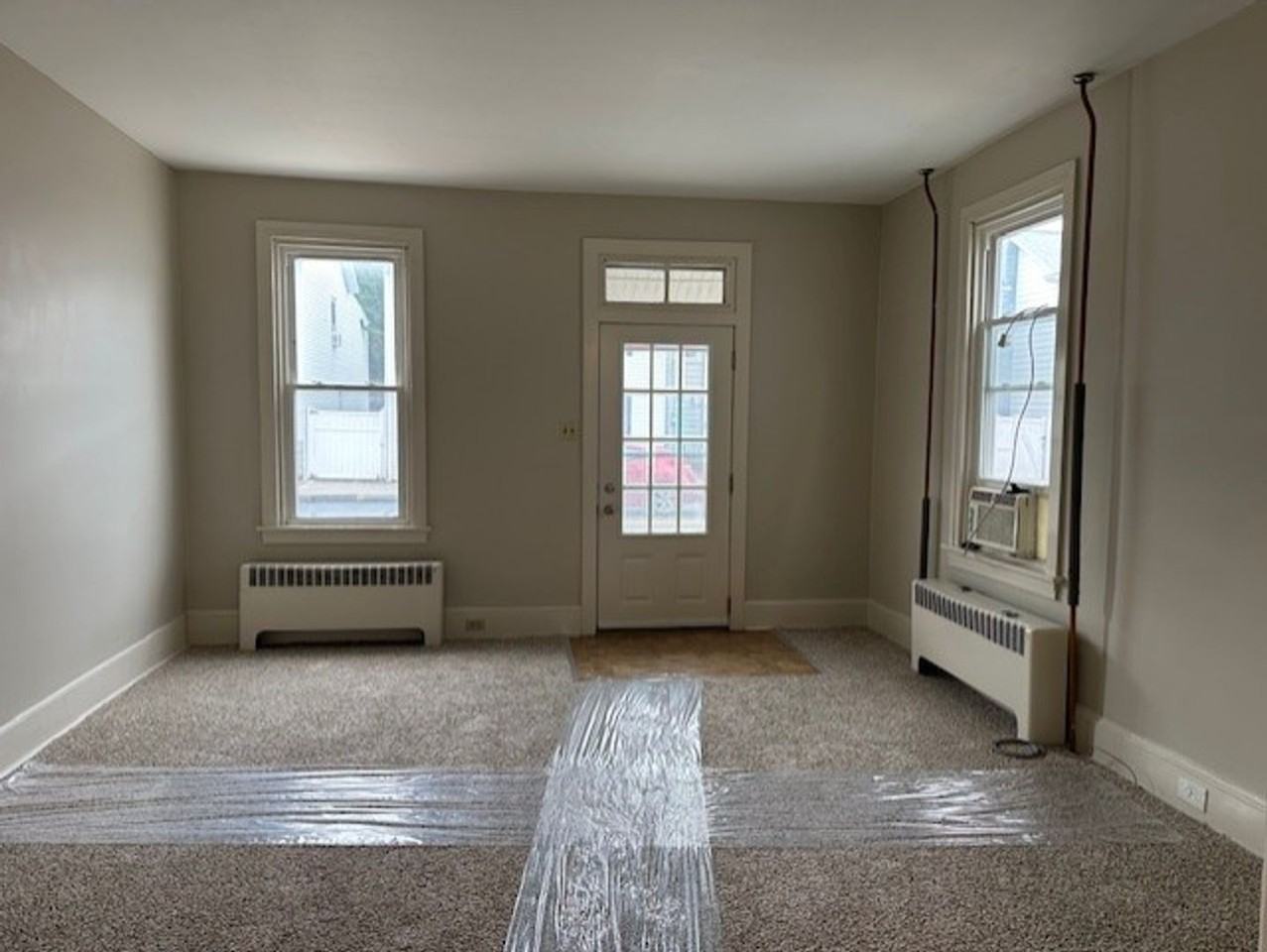 32 W Simpson St - Photo 4 of 15