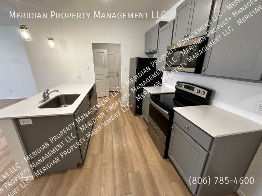 5539 Itasca St #A - Photo 2 of 22