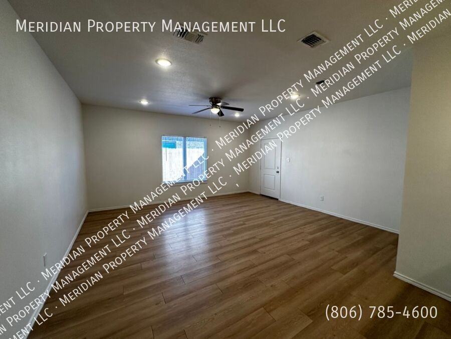 5539 Itasca St #A - Photo 6 of 22