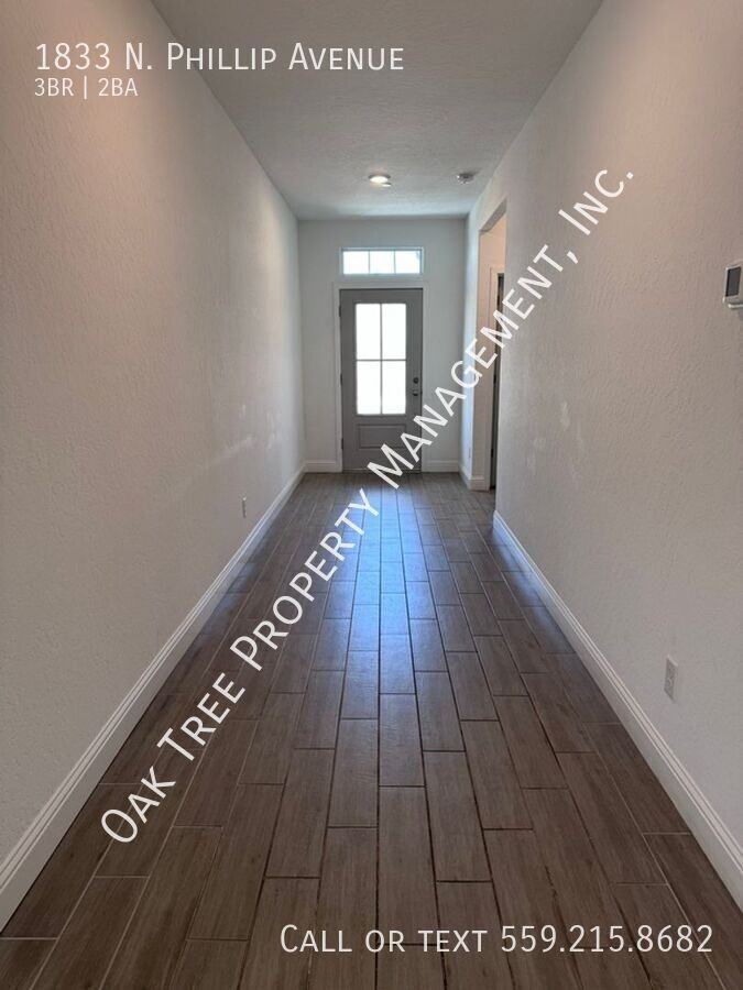 1833 N Phillip Ave - Photo 3 of 16