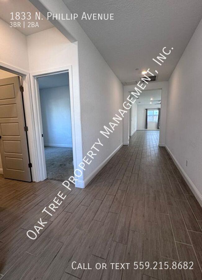 1833 N Phillip Ave - Photo 4 of 16