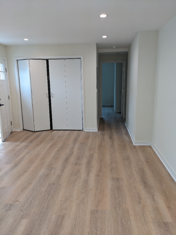 2102 1/2 Thurman Ave #2102-1-2 - Photo 5 of 15