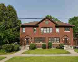 featured image of 1725 60th St