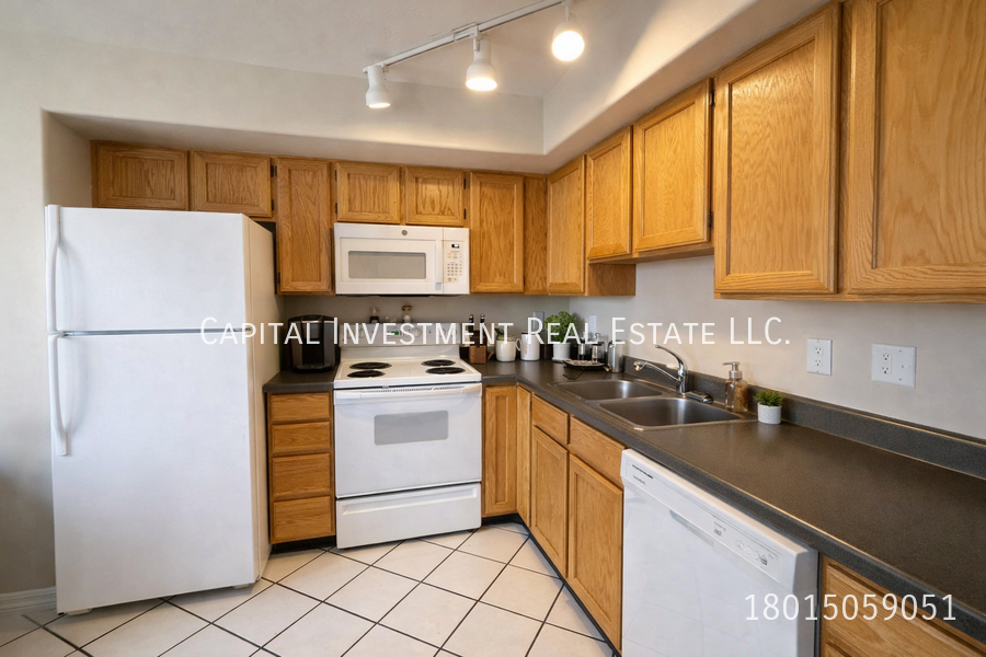 6901 S Florentine Way - Photo 4 of 13