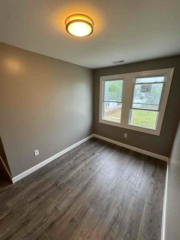 100 N 6th St #2 - Photo 5 of 6