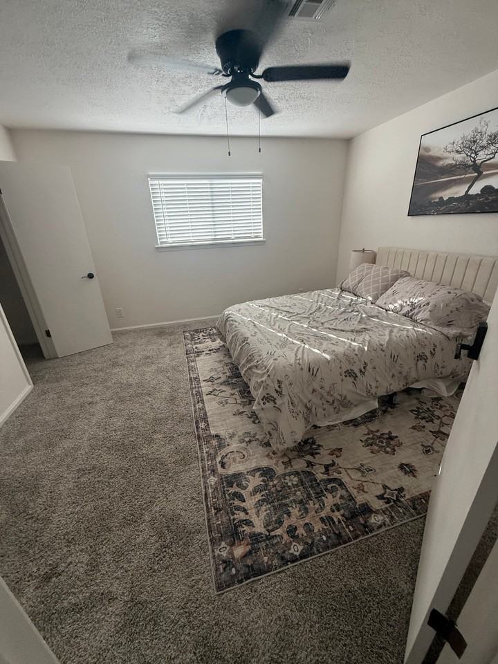 7624 S Erie Ave - Photo 2 of 6