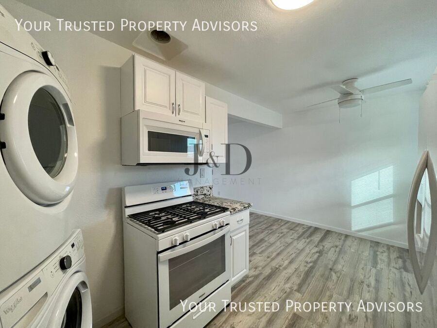3921 Myrtle Ave - Photo 6 of 15