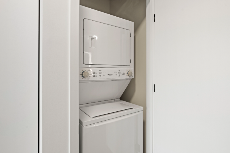 1624 W Maypole Ave - Photo 6 of 20