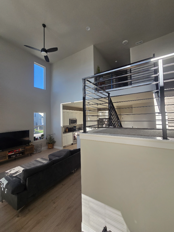 1478 N Sage Dr - Photo 3 of 12