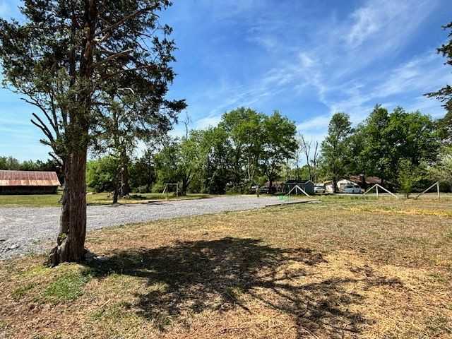 6506 Woodbury Pike - Photo 5 of 13