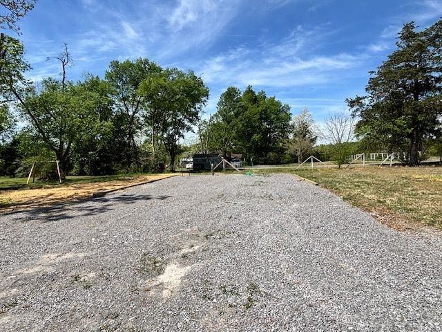 6506 Woodbury Pike - Photo 6 of 13