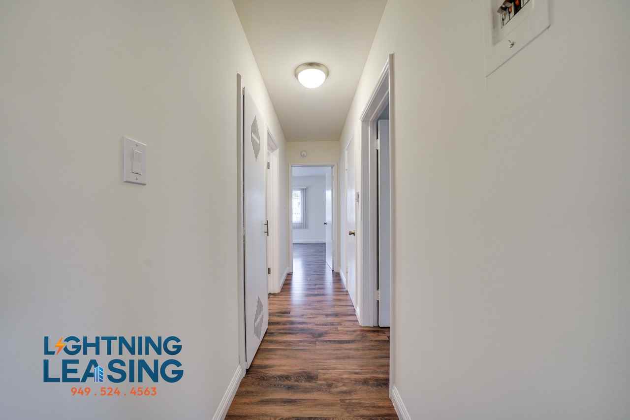 1061 S Stanley Ave #5A - Photo 7 of 23