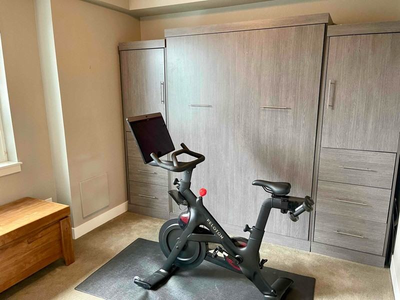 1733 Grove St #2 - Photo 6 of 44