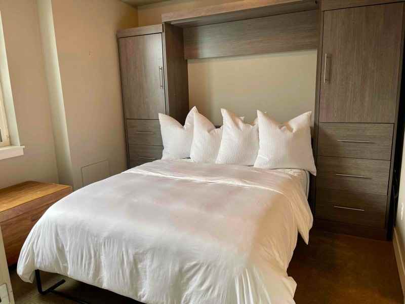 1733 Grove St #2 - Photo 7 of 44