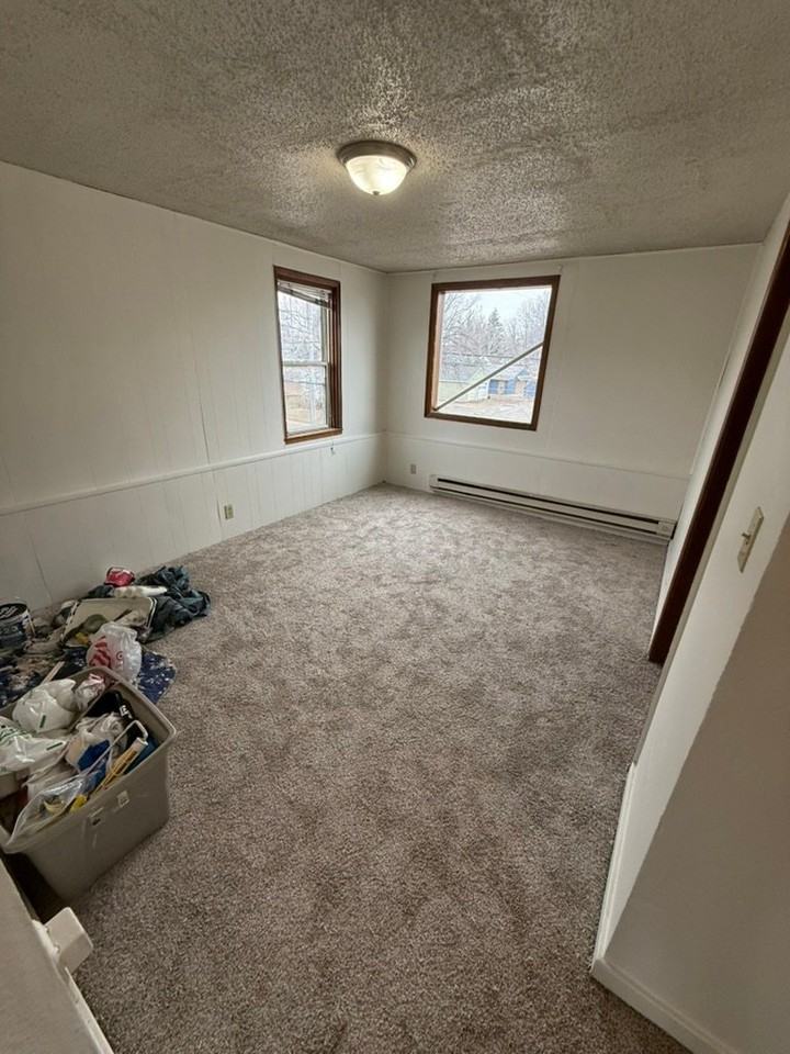 1923 12th Ave N #4 - Photo 4 of 10