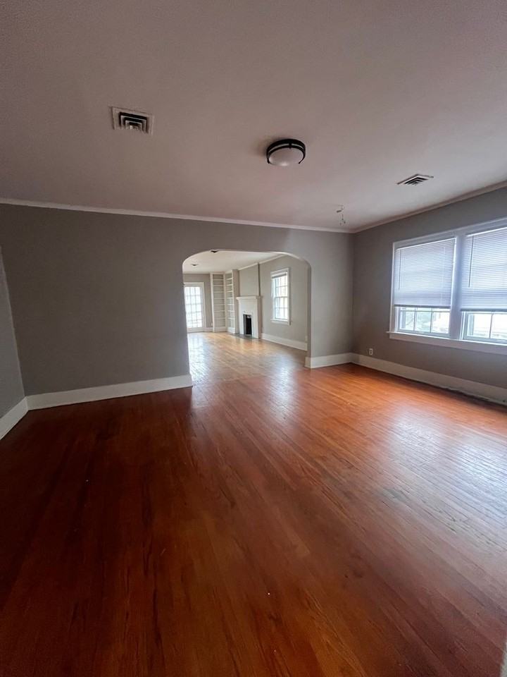 411 S 38th Ave - Photo 5 of 18
