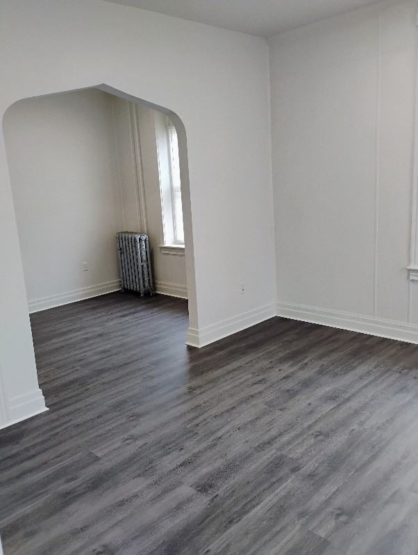 323 Lehman St #4 - Photo 2 of 8