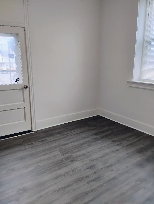 323 Lehman St #4 - Photo 6 of 8