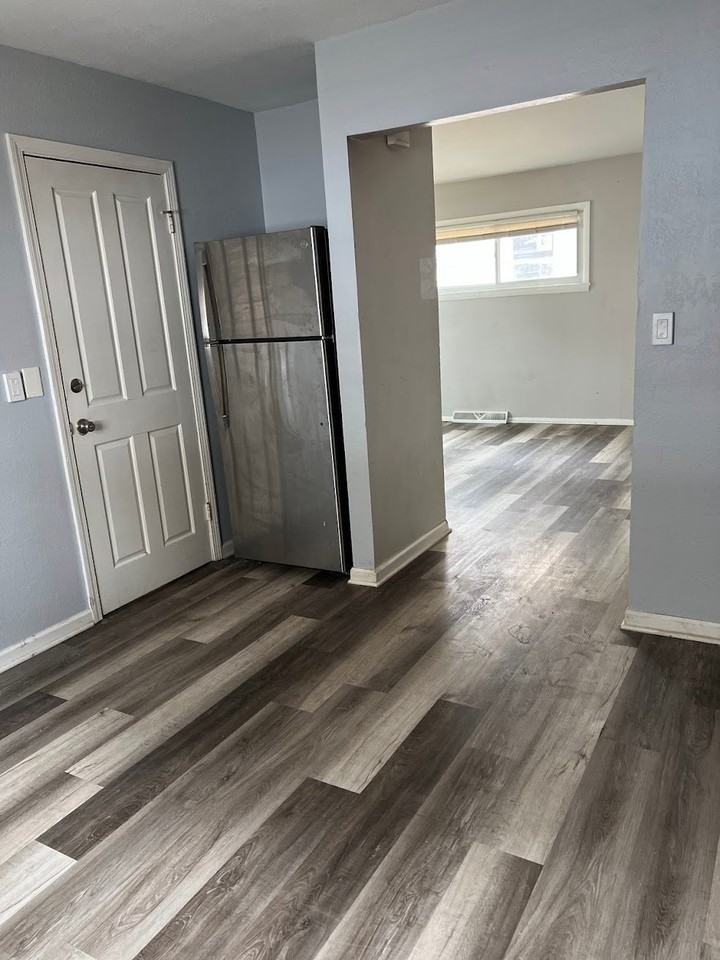 6046 N 61st St #2 - Photo 2 of 6