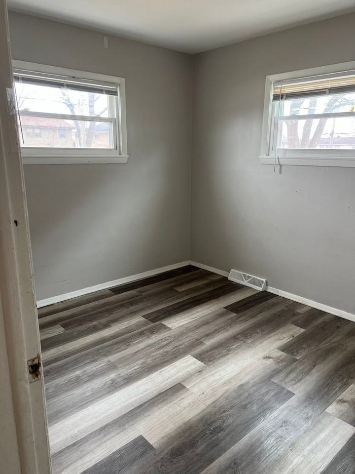 6046 N 61st St #2 - Photo 4 of 6