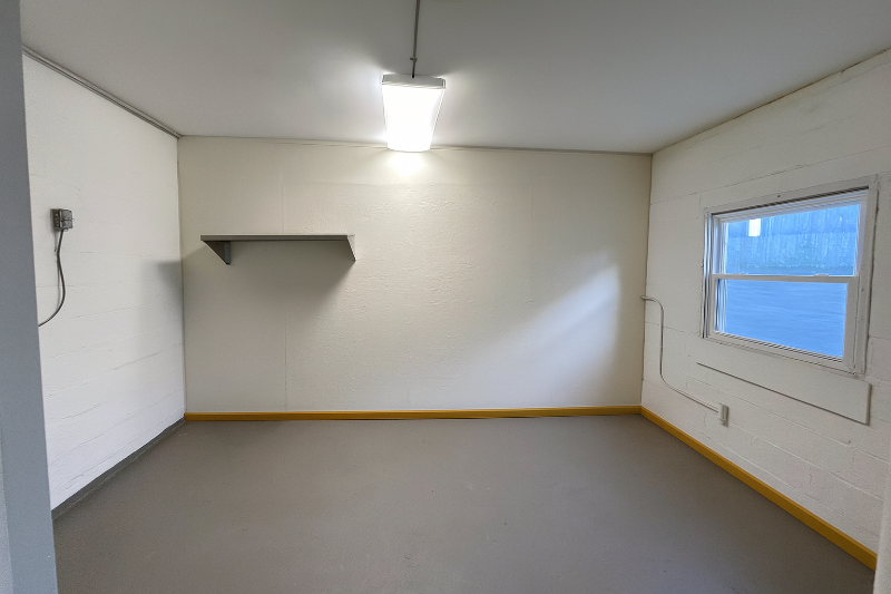 1 Alonzo St - Photo 3 of 8