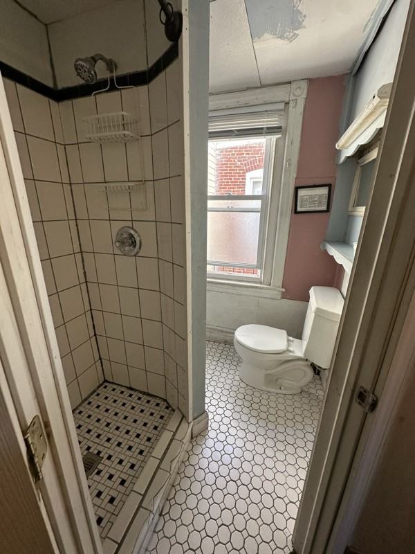 46 Montgomery Ave - Photo 4 of 5