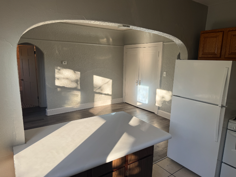 417 N 39th St #6 - Photo 4 of 7