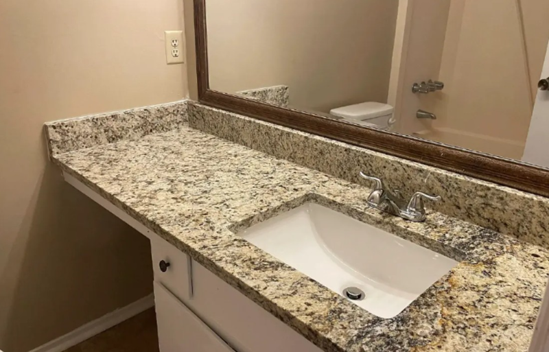 101 E Primrose Ln - Photo 7 of 10