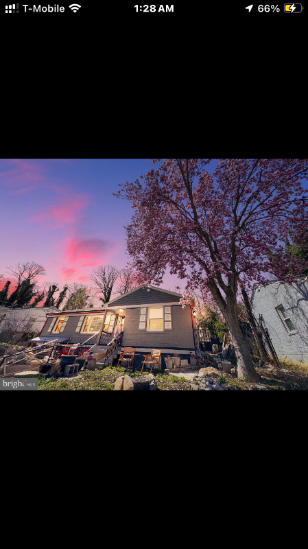 3419 27th Ave - Photo 3 of 4