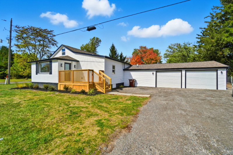 6290 Piquad Rd - Photo 3 of 26