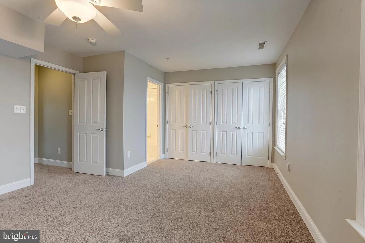 833 Ramsay St - Photo 2 of 11