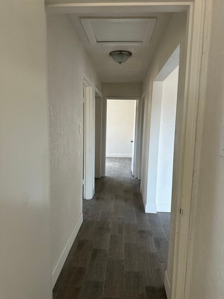 23 W Eyman St - Photo 6 of 8