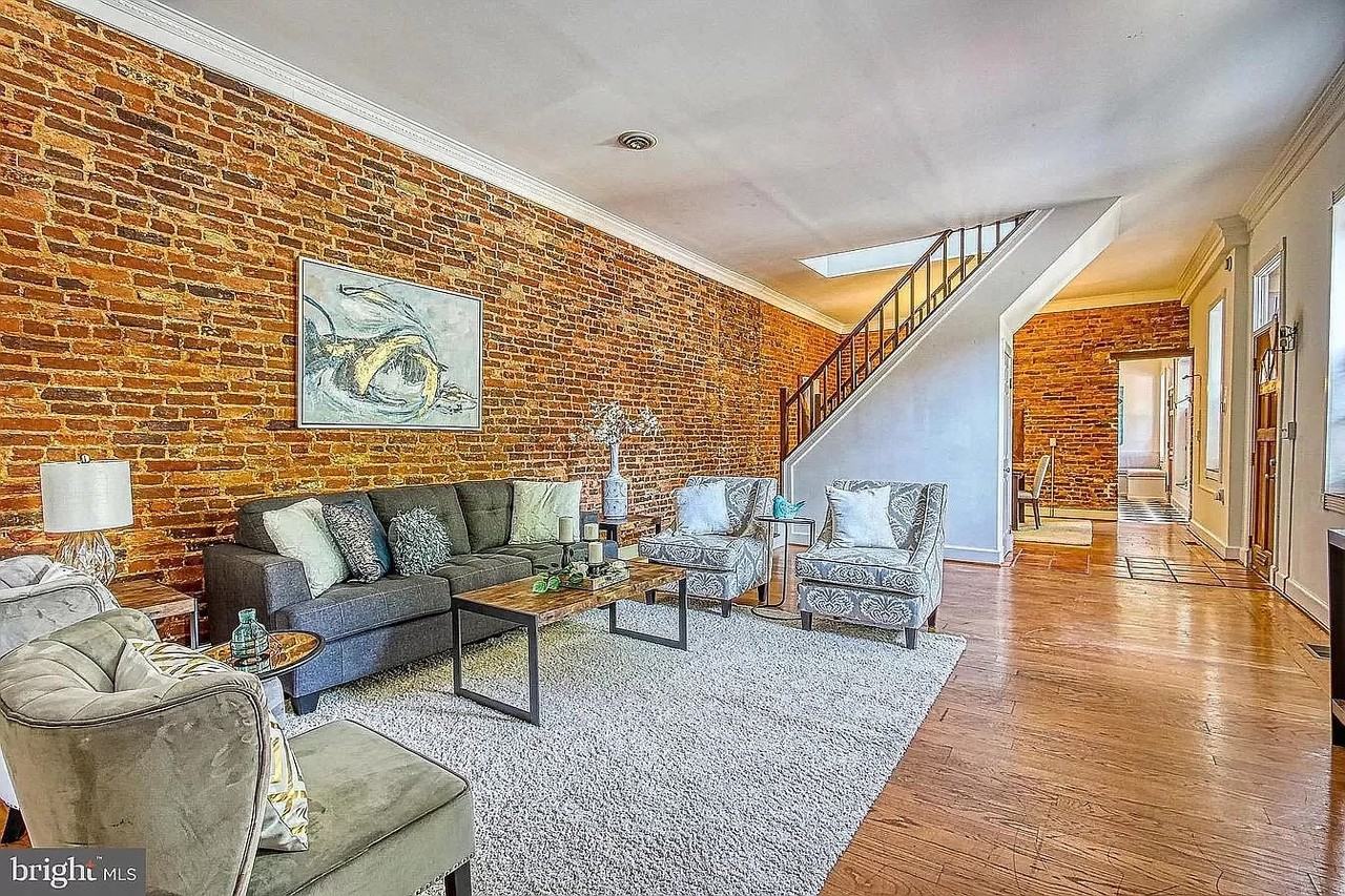 400 E Cross St #1 - Photo 7 of 20