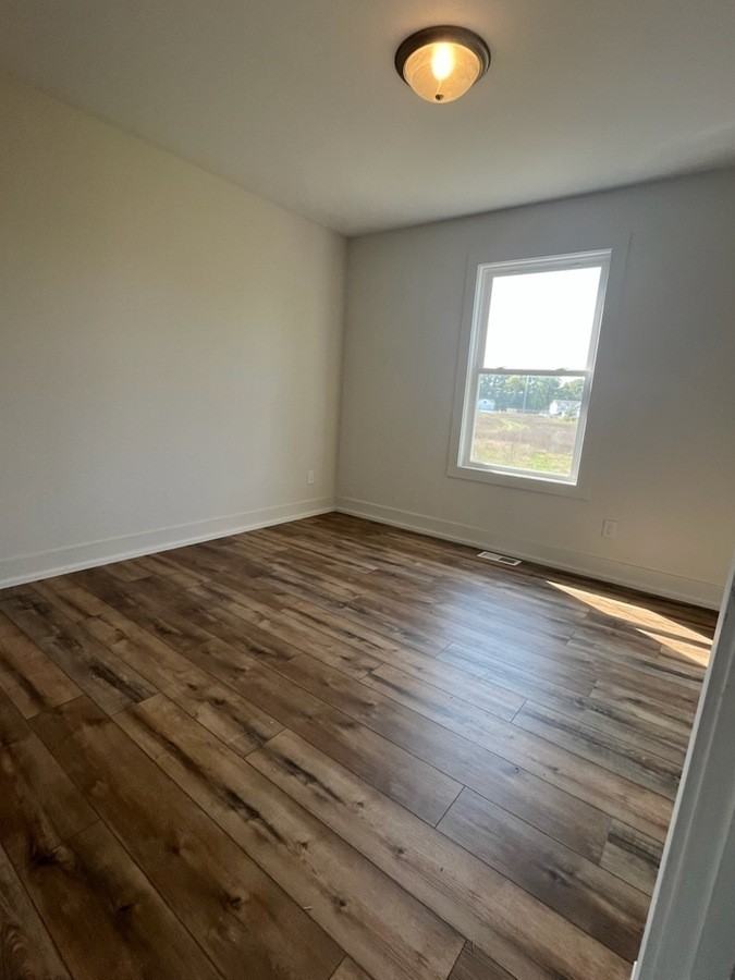 3228 Babylon Rd - Photo 5 of 7