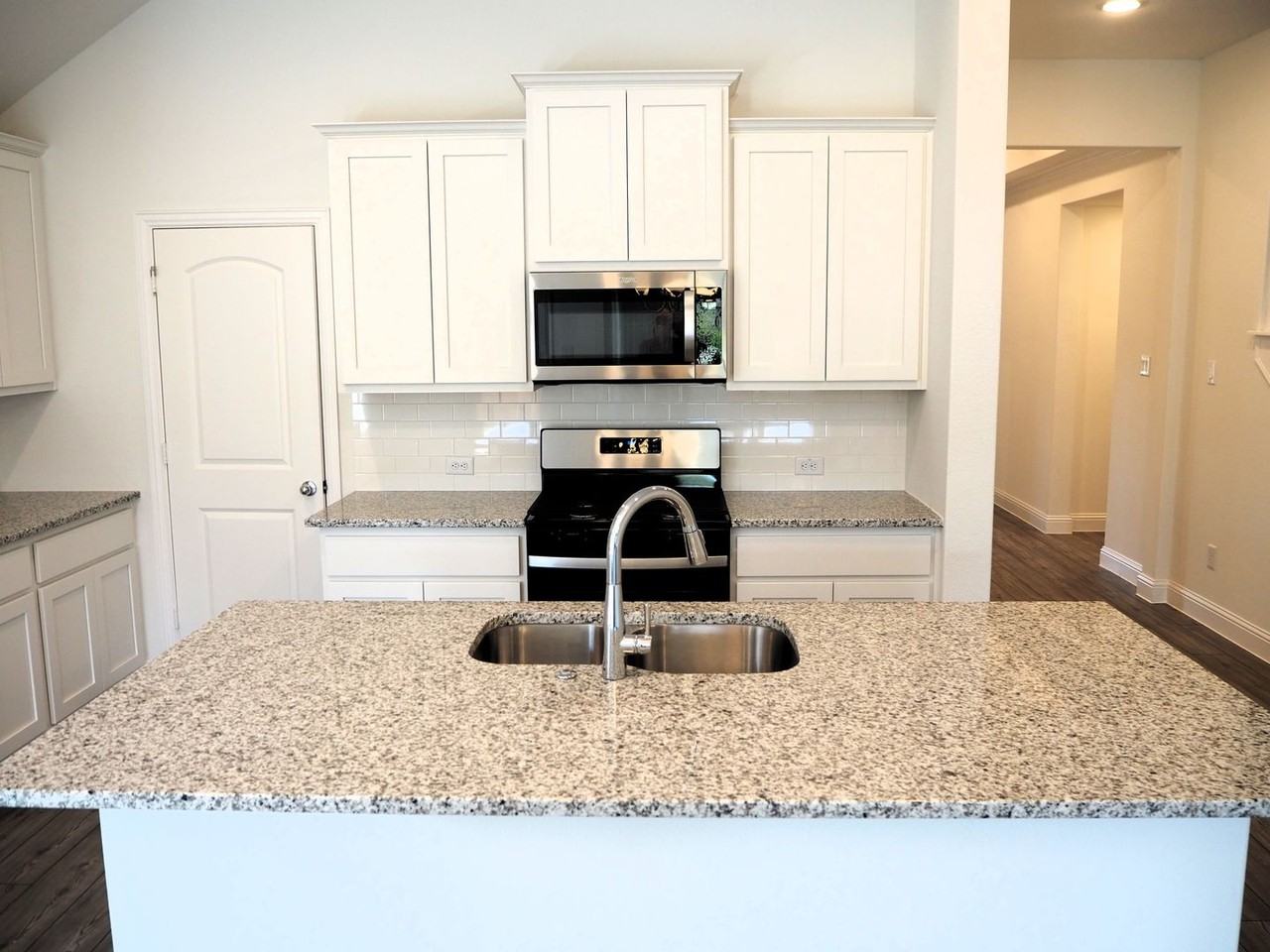 2201 Yellowhammer Rd - Photo 7 of 35