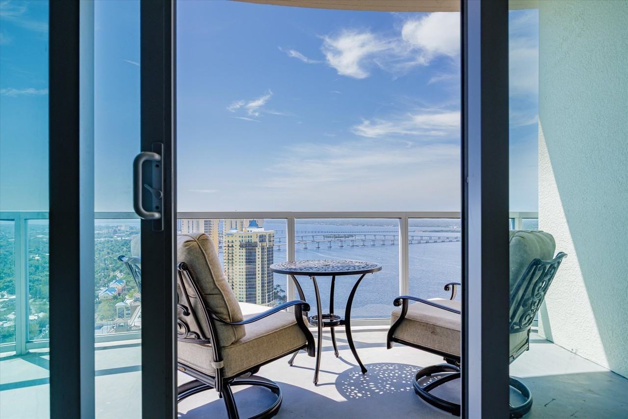 Brandon St #LPH1 - Photo 3 of 20