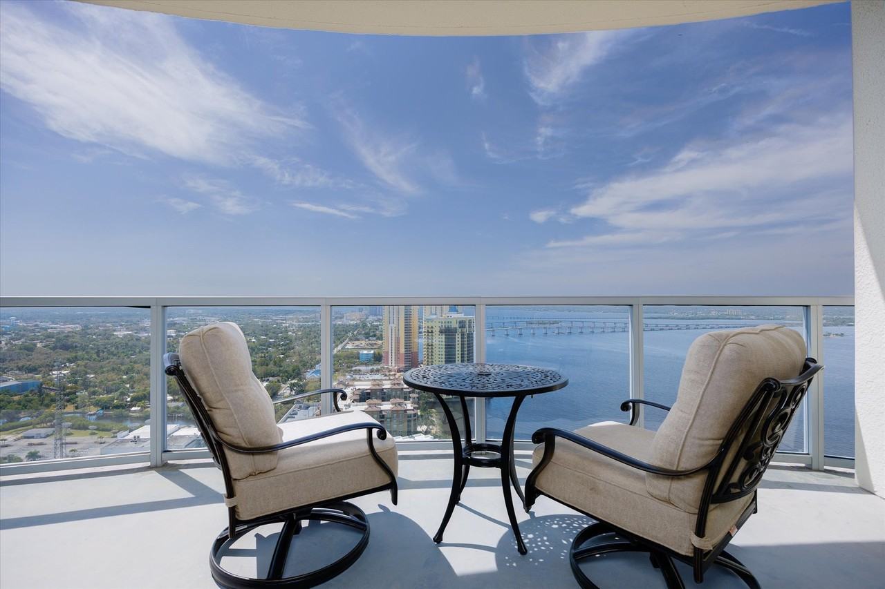 Brandon St #LPH1 - Photo 4 of 20