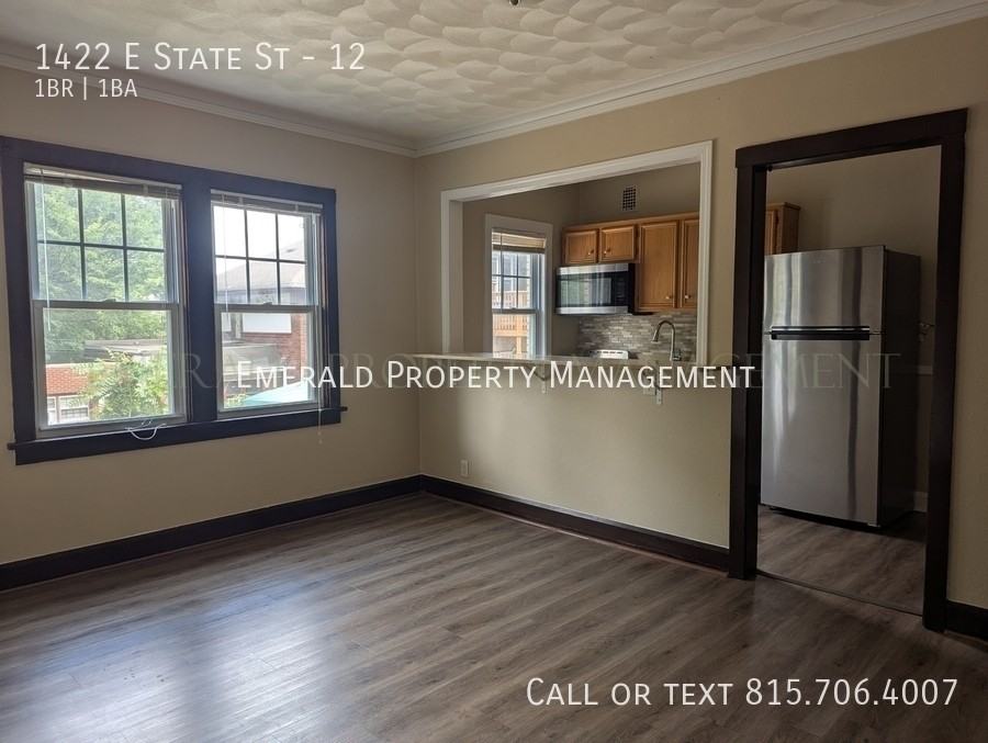 1422 E State St #12 - Photo 3 of 8