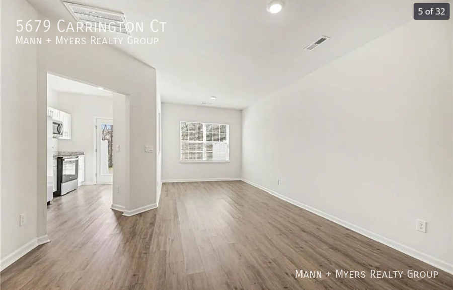 5679 Carrington Ct - Photo 5 of 18