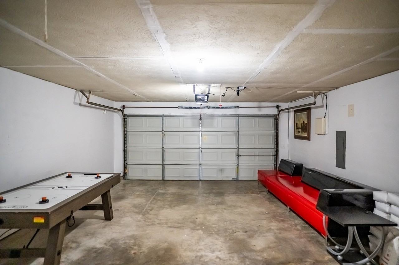 3706 Bishop Hill Dr - Photo 4 of 16