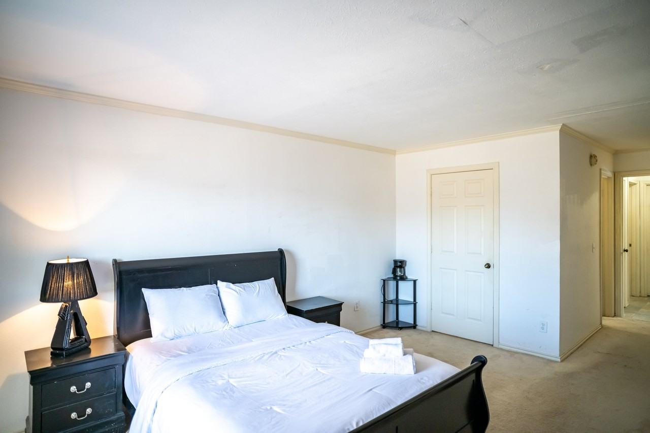 3706 Bishop Hill Dr - Photo 6 of 16