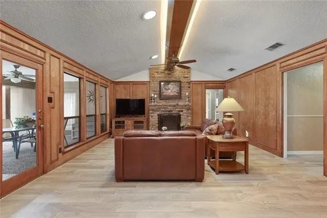 2403 Blue Cypress Dr - Photo 7 of 20