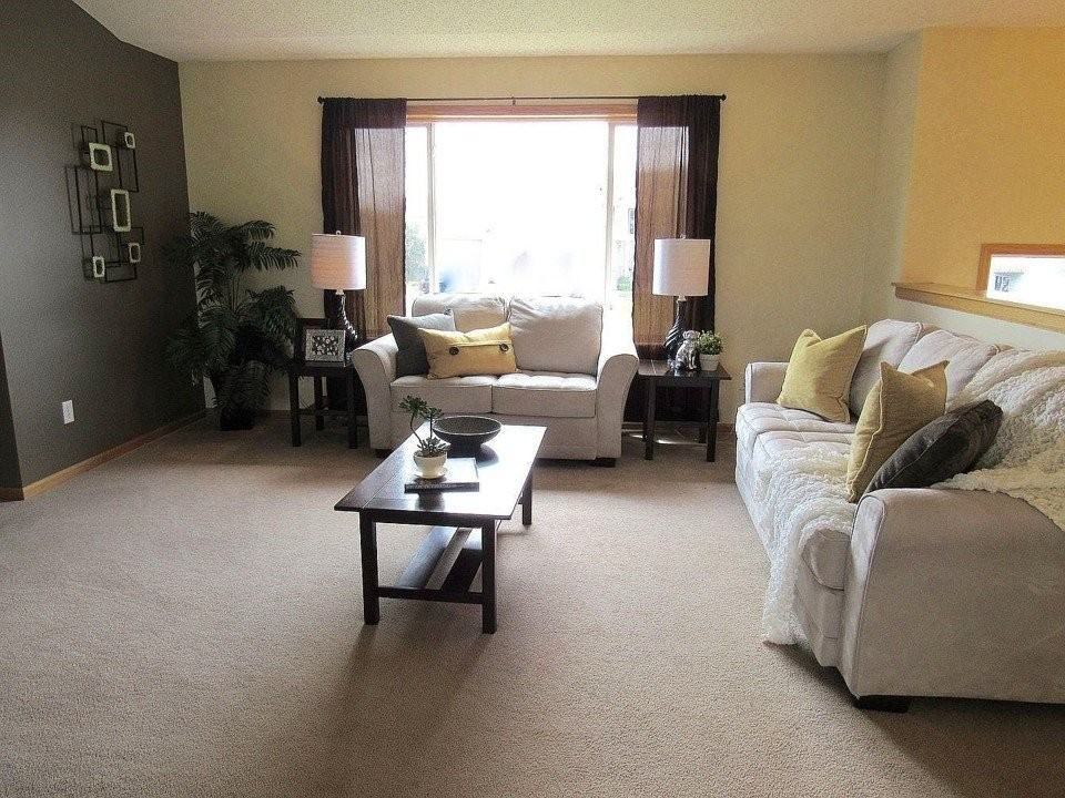 4184 Jansen Ave Ne - Photo 6 of 16