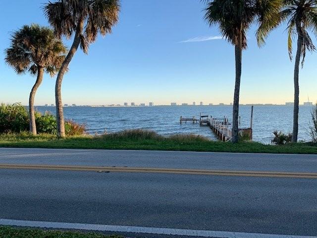 13805 S Indian River Dr #13817