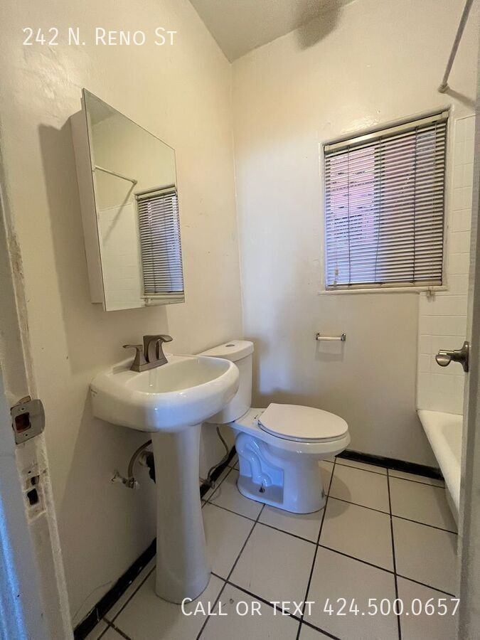 242 N Reno St - Photo 6 of 7