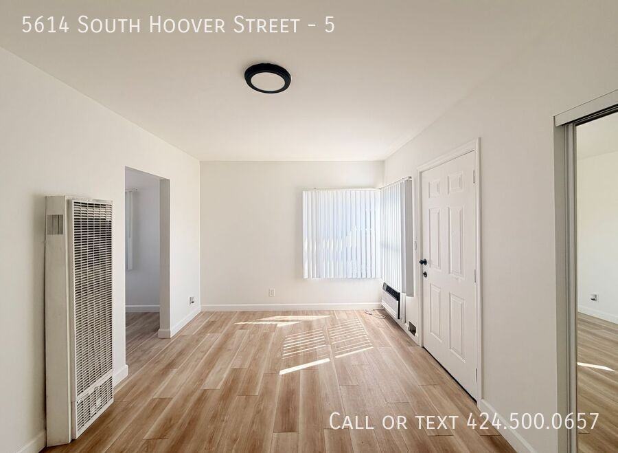 5614 S Hoover St #5 - Photo 4 of 14