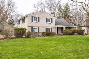 featured image of 10 Stuyvesant Rd