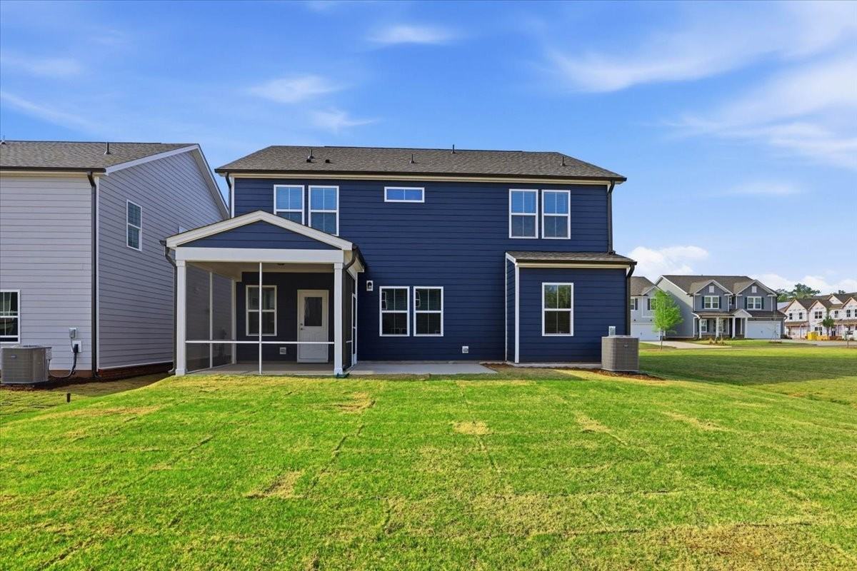 513 Prestonfield Way - Photo 4 of 20