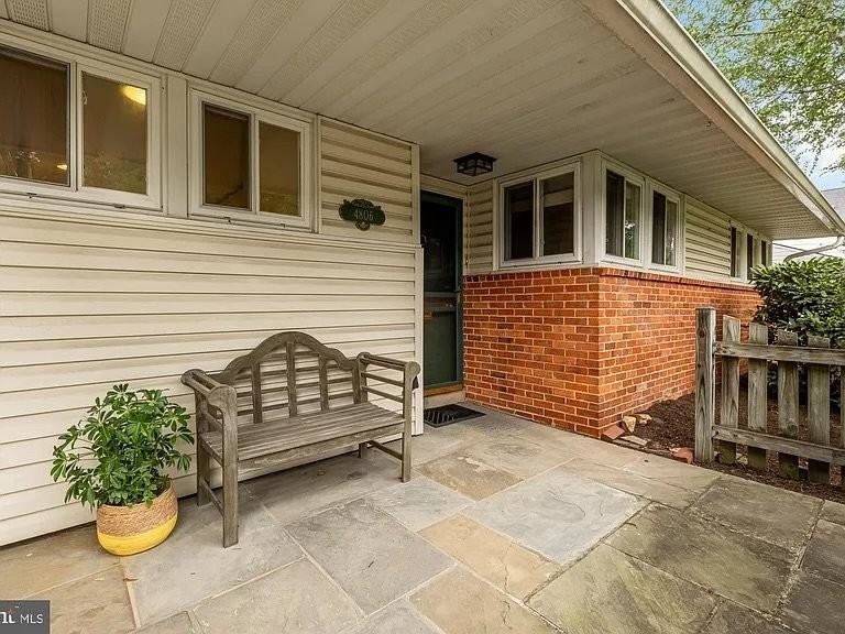 4806 Edgefield Rd - Photo 2 of 16