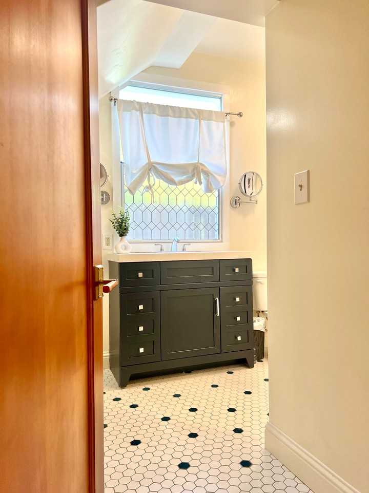 814 Victorian Aly - Photo 5 of 15